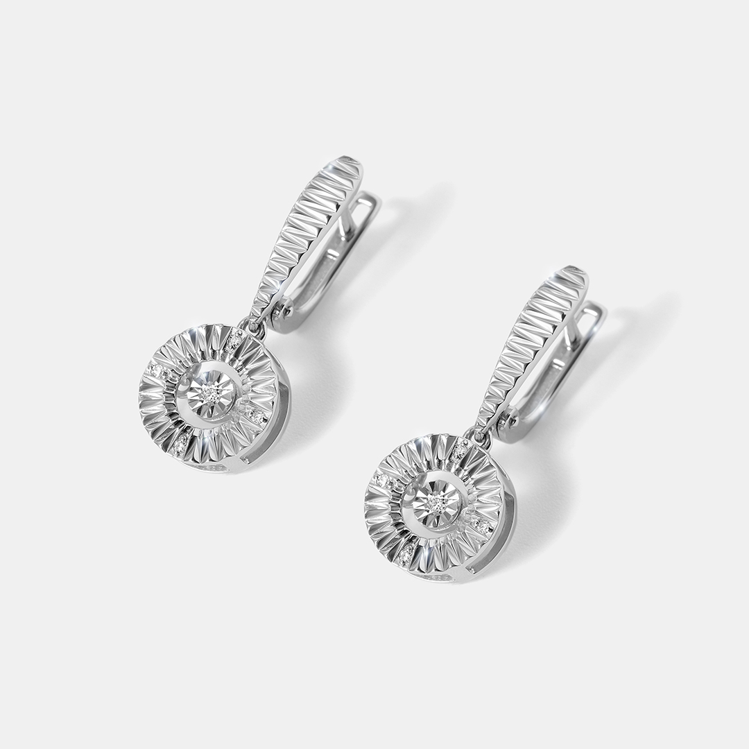 Серебряные серьги с бриллиантами "Танцующий камень"