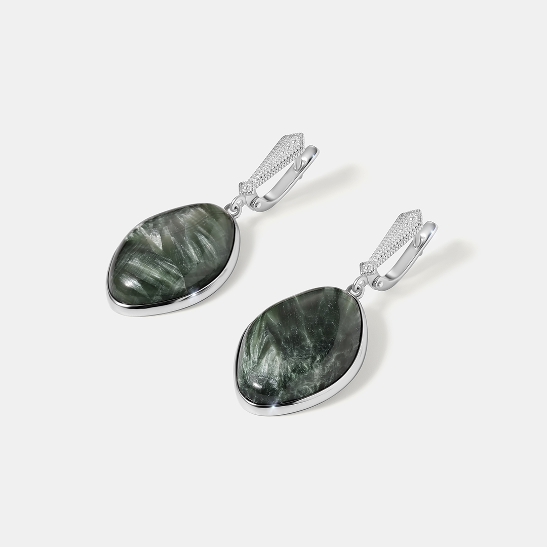 Серебряные серьги с серафинитами