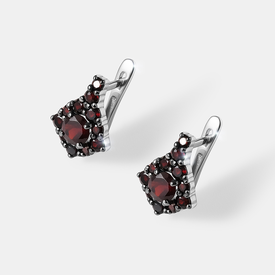 Серебряные серьги с чешскими гранатами