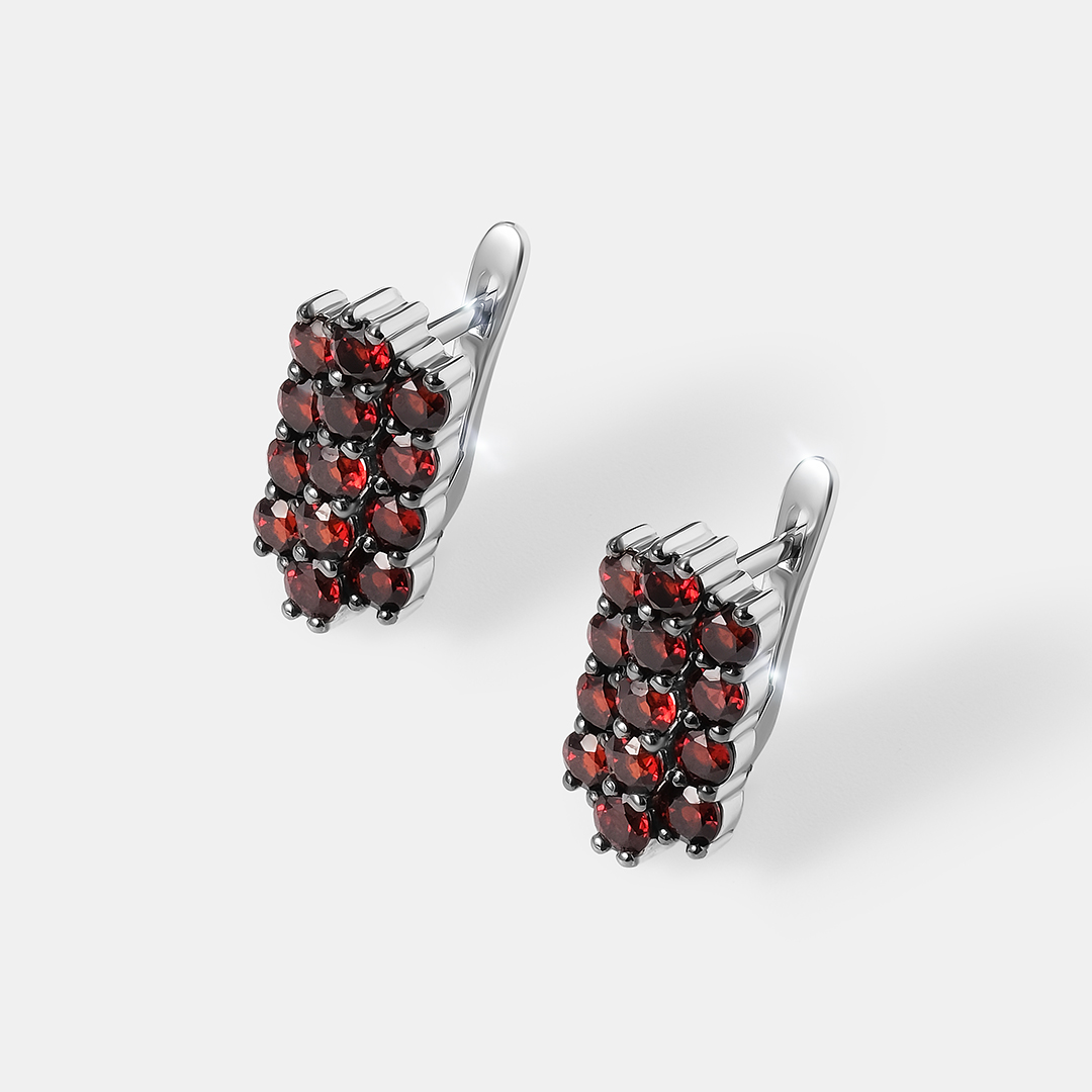 Серебряные серьги с чешскими гранатами