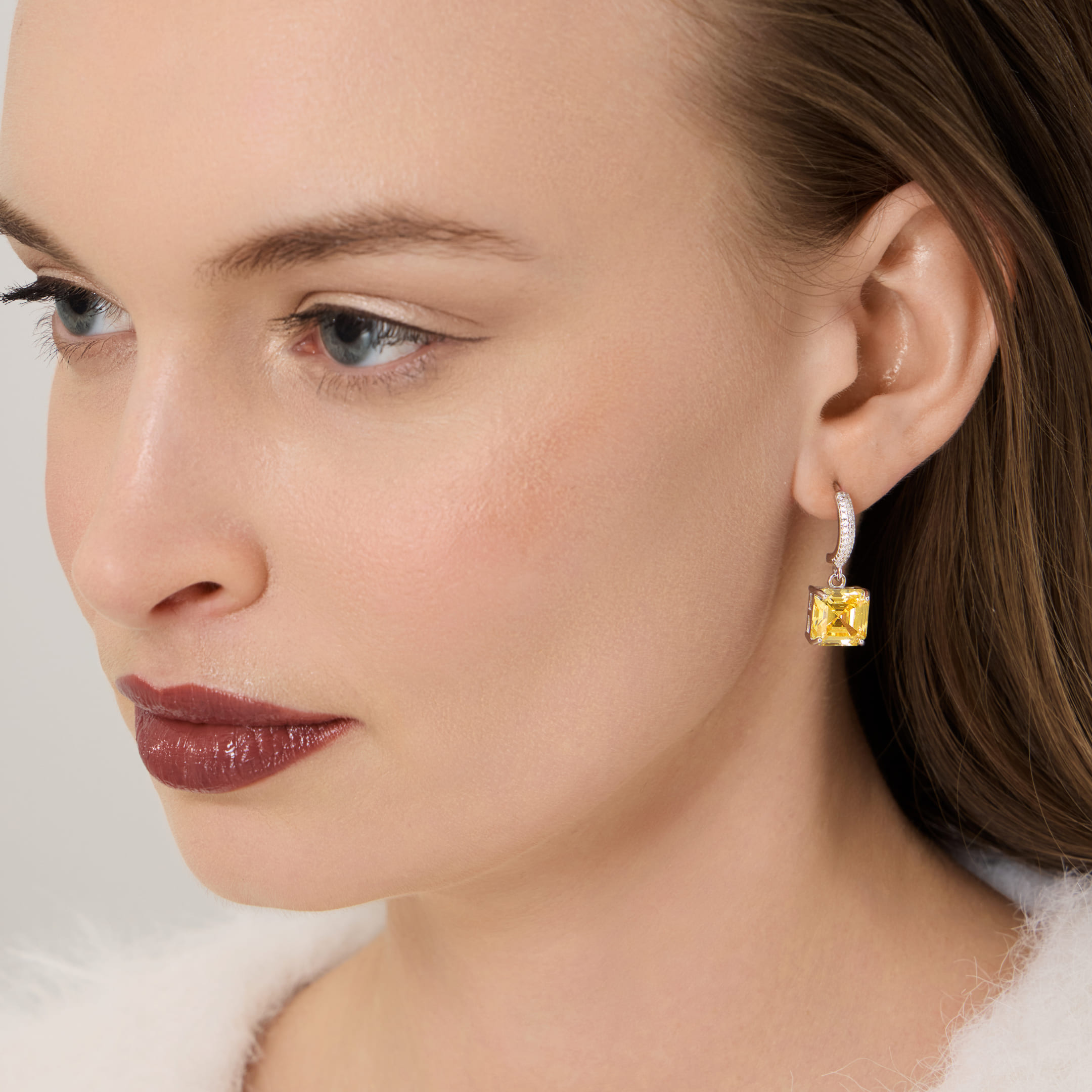 Серебряные серьги-пусеты с кубическим цирконием