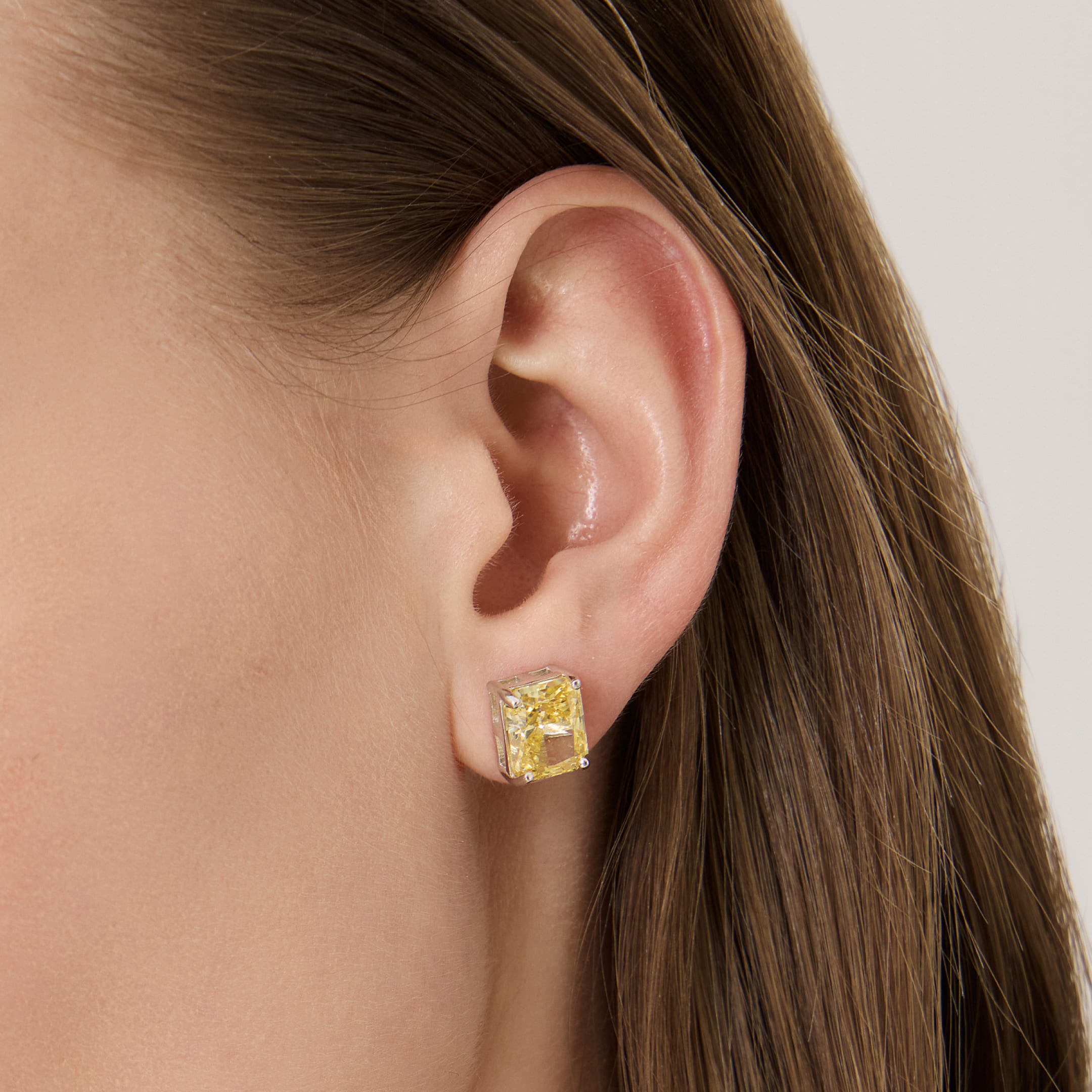 Серебряные серьги-пусеты с кубическим цирконием