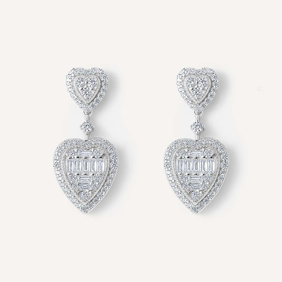 Серебряные серьги-пусеты с кубическим цирконием "Сердца"