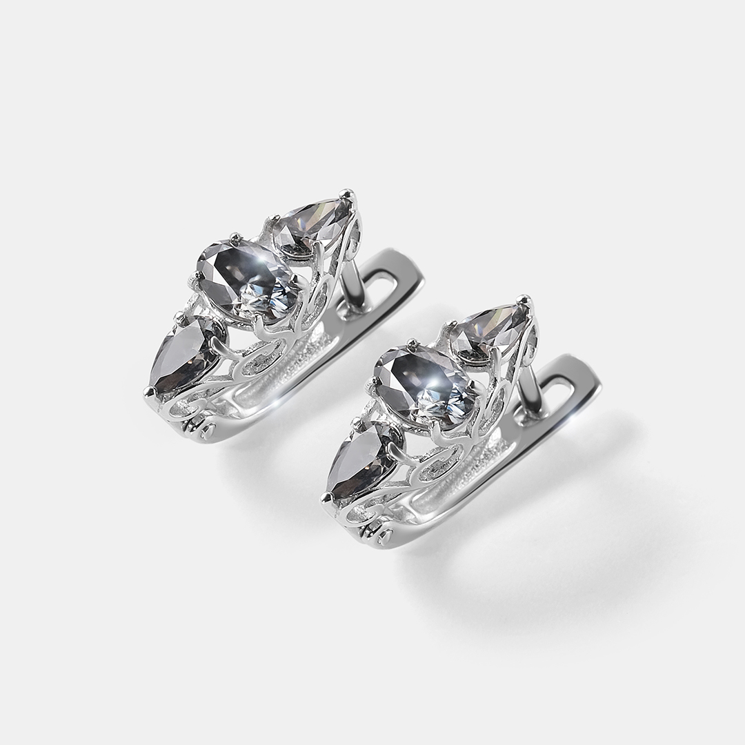 Серебряные серьги с серыми муассанитами