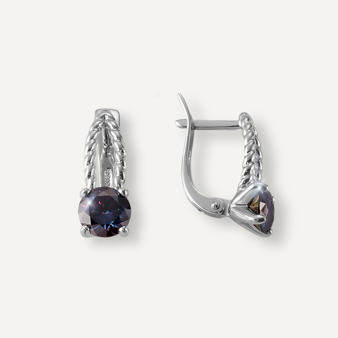 Серебряные серьги с фиолетовыми муассанитами