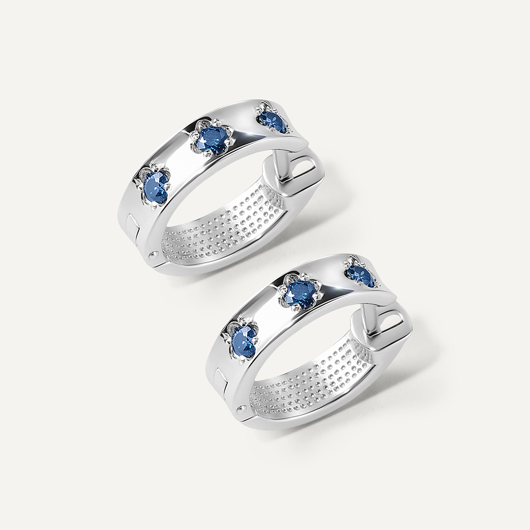 Серебряные серьги-конго с синими муассанитами