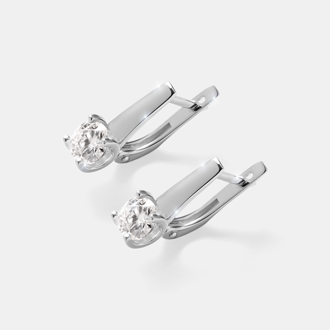 Серебряные серьги с муассанитами