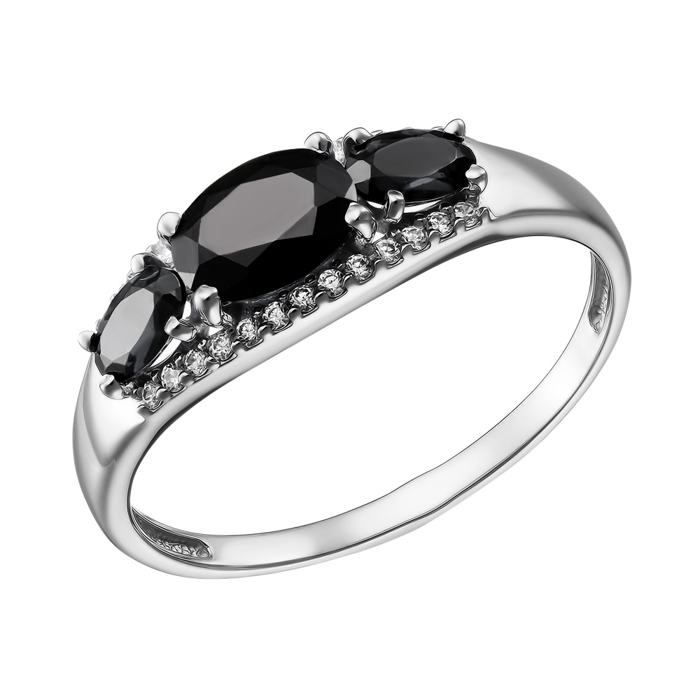 Серебряное кольцо 925 пробы; вставки 3 Шпинель черная; 26 Фианит бесцв.;