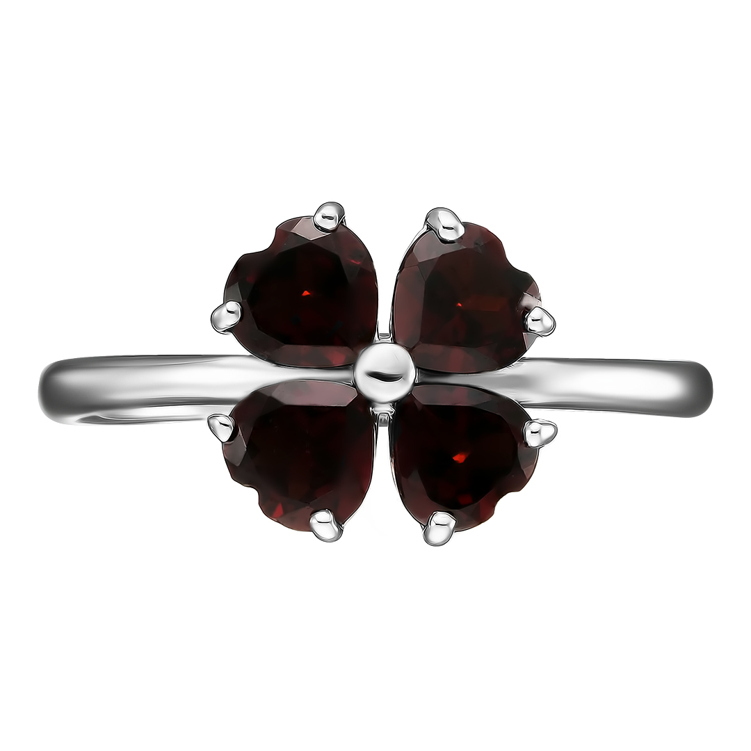 Серебряное кольцо 925 пробы; вставки 4 Гранат;