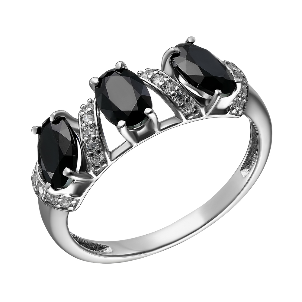 Серебряное кольцо со шпинелью