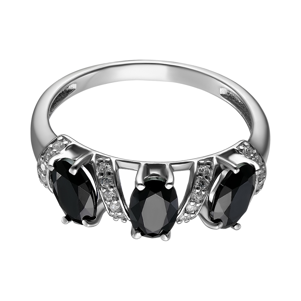 Серебряное кольцо со шпинелью