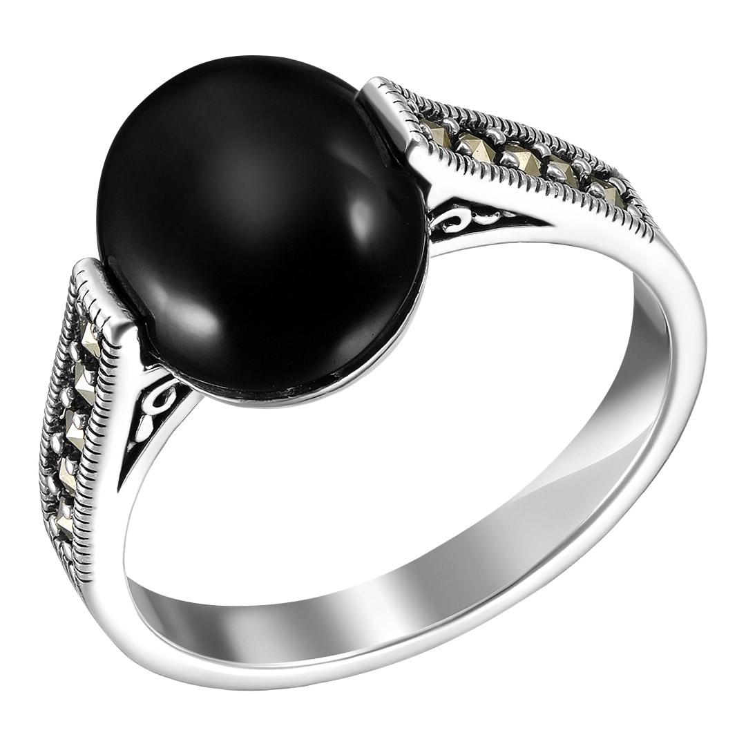 Серебряное кольцо с ониксом