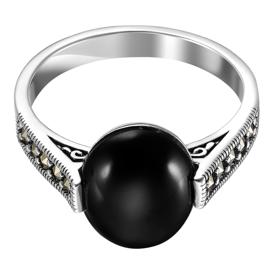 Серебряное кольцо с ониксом