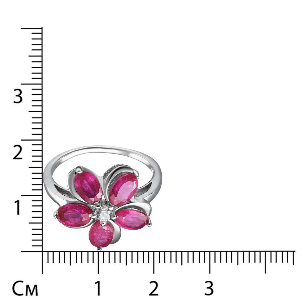 Серебряное кольцо 925 пробы; вставки 5 Рубин F/2 3,36 ct; 1 Топаз белый 0,149 ct;