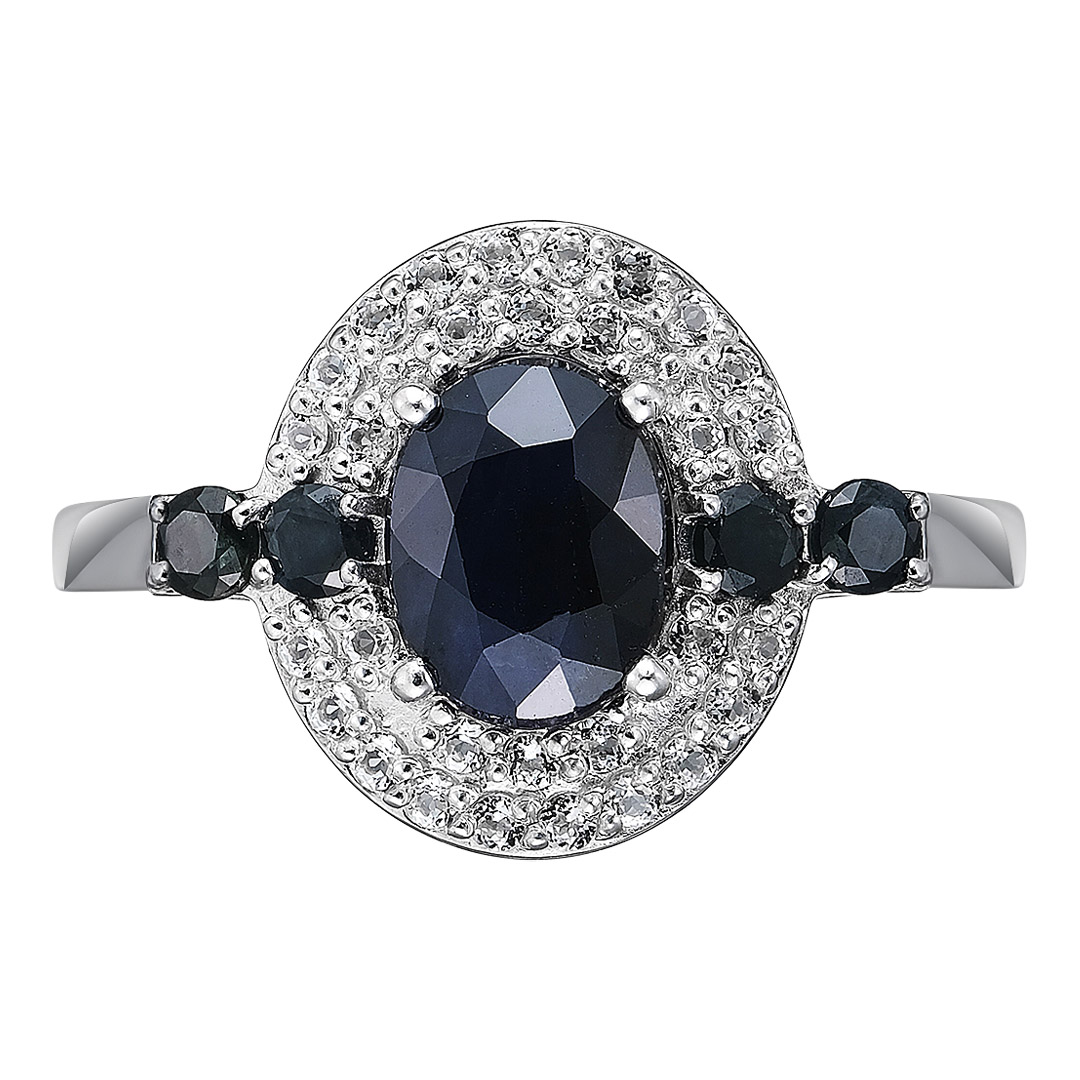 Серебряное кольцо 925 пробы; вставки 1 Сапфир 1,547 U/2; 4 Сапфир 0,353 U/2; 32 Топаз белый;