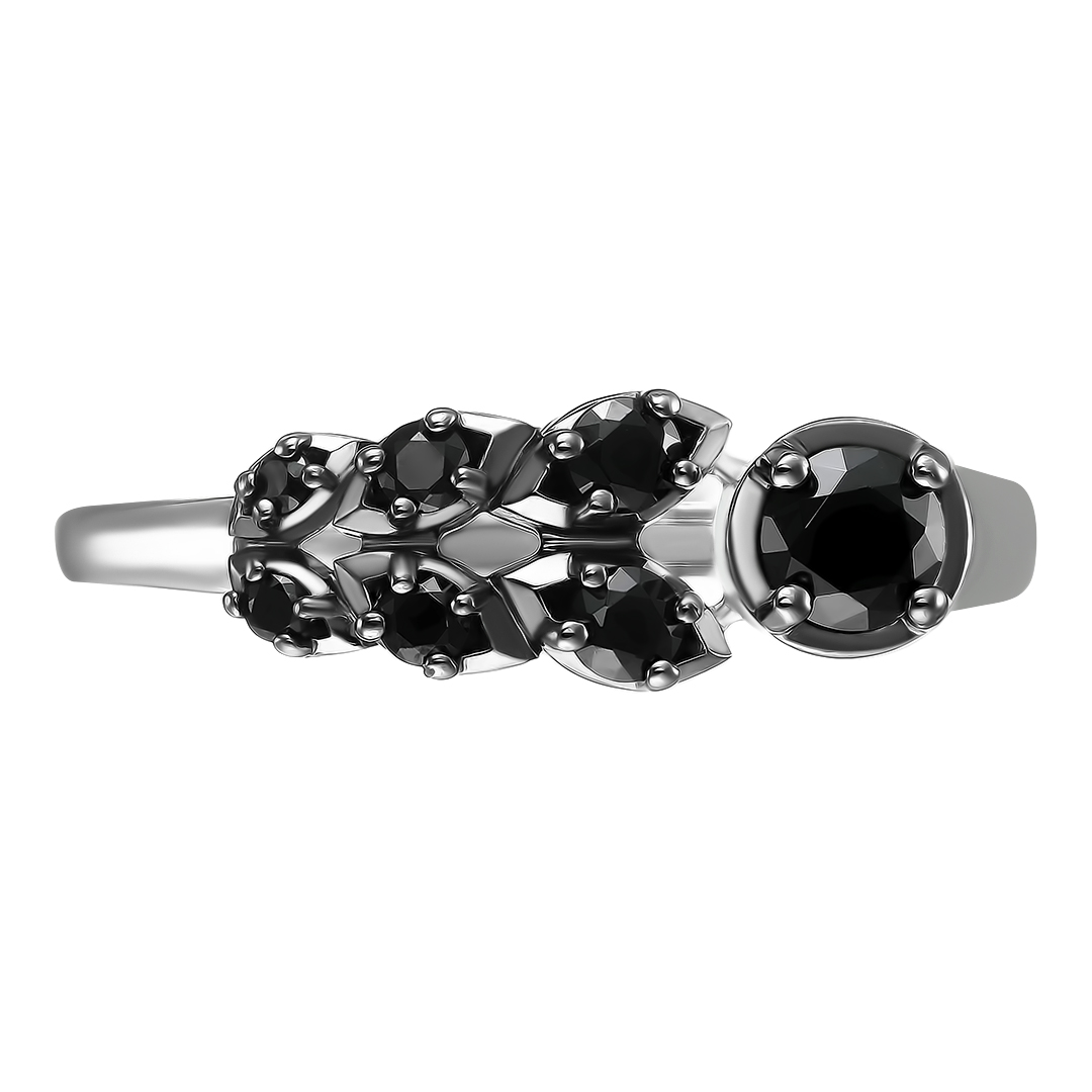 Серебряное кольцо со шпинелью