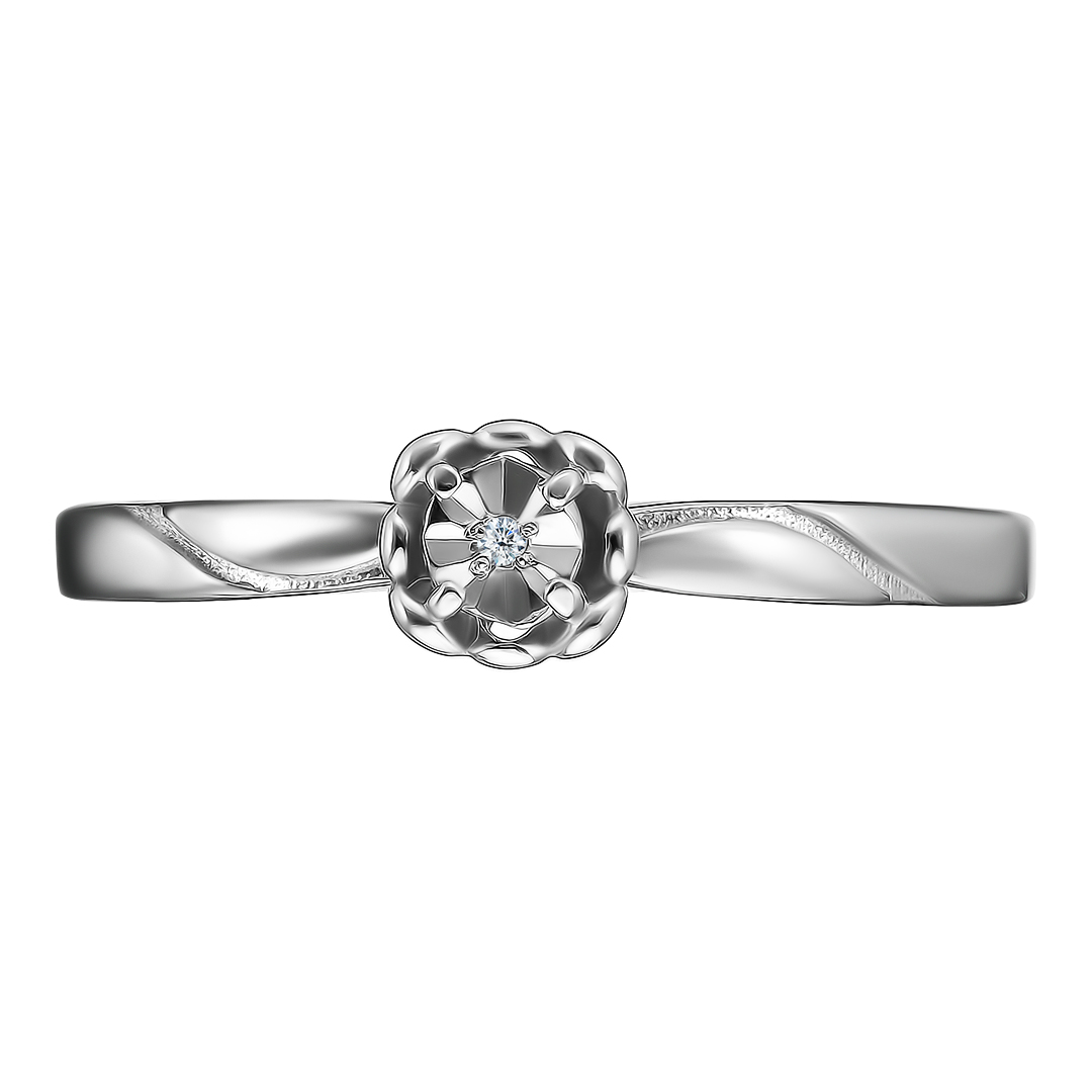 Серебряное кольцо с бриллиантом