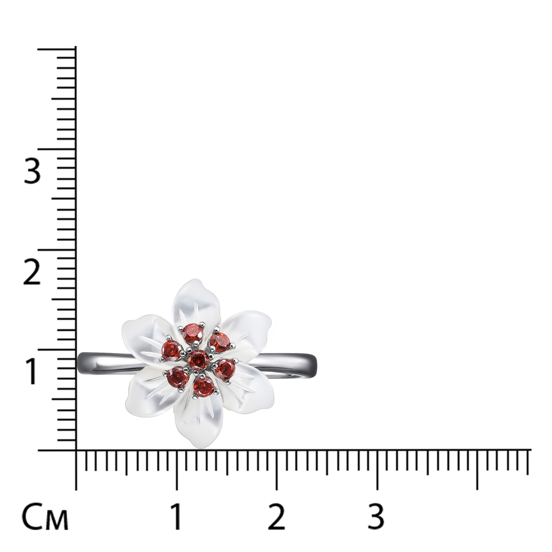 Серебряное кольцо 925 пробы; вставки 1 Перламутр белый; 7 Фианит оранж.;