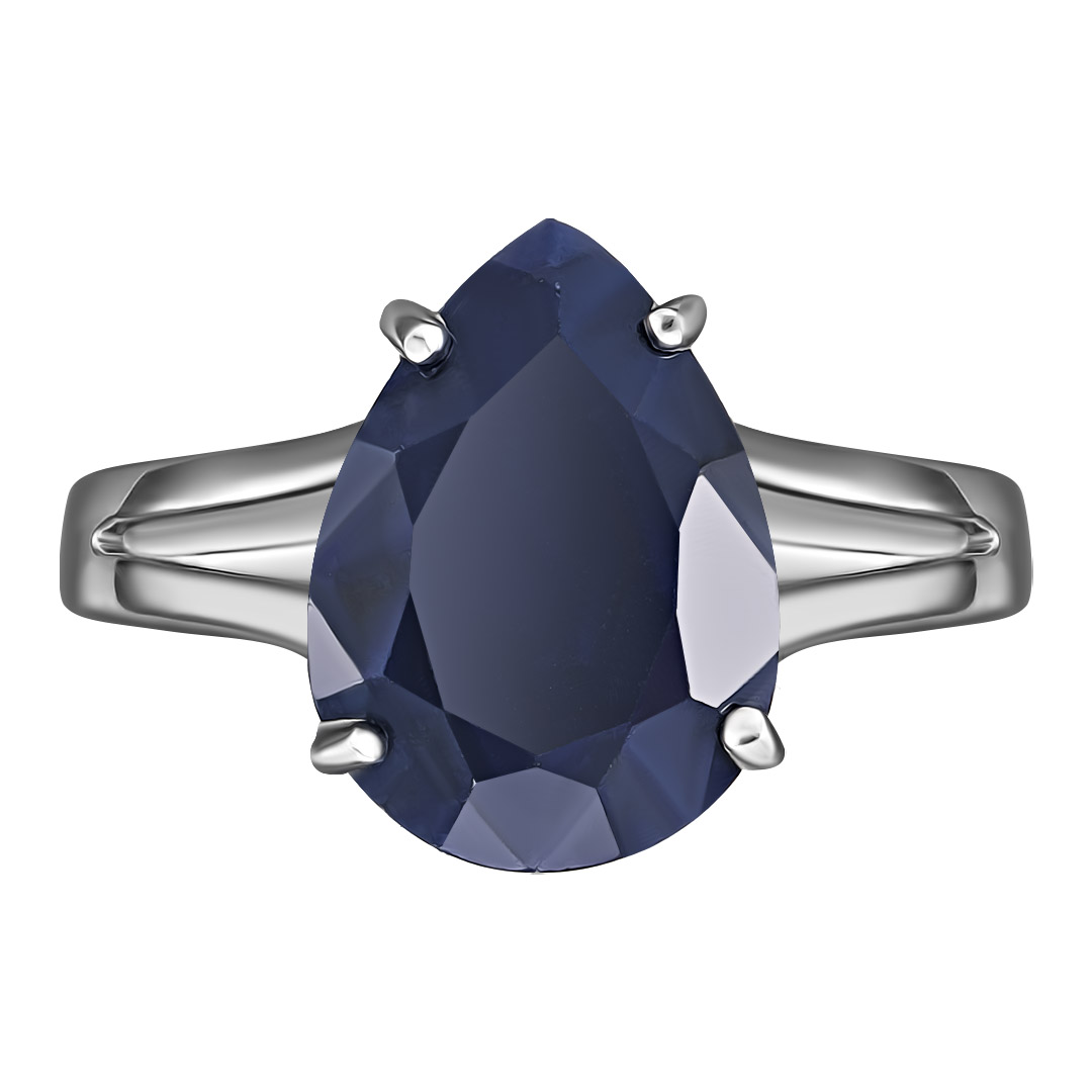 Серебряное кольцо с корундом