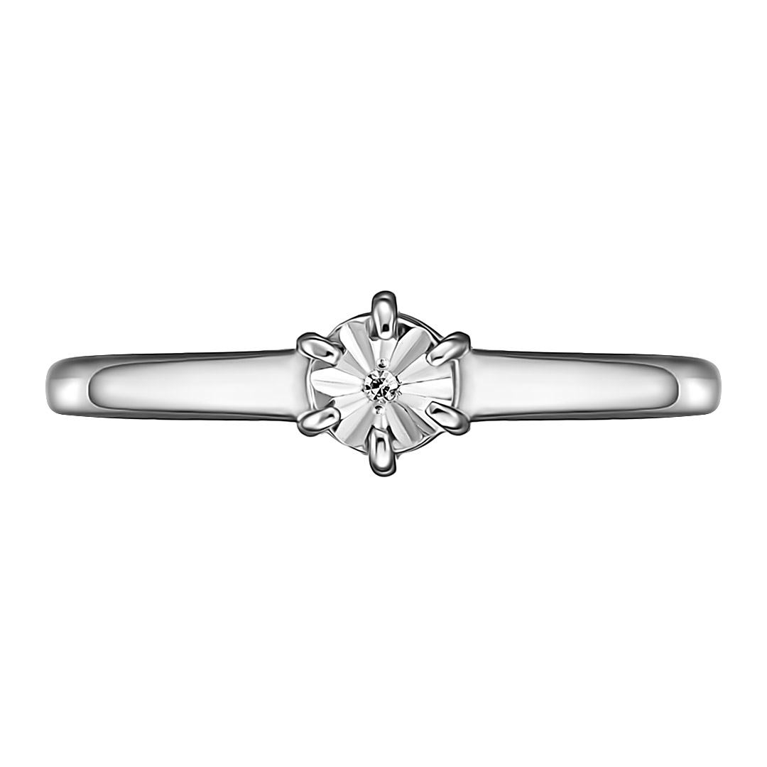Серебряное кольцо с бриллиантом
