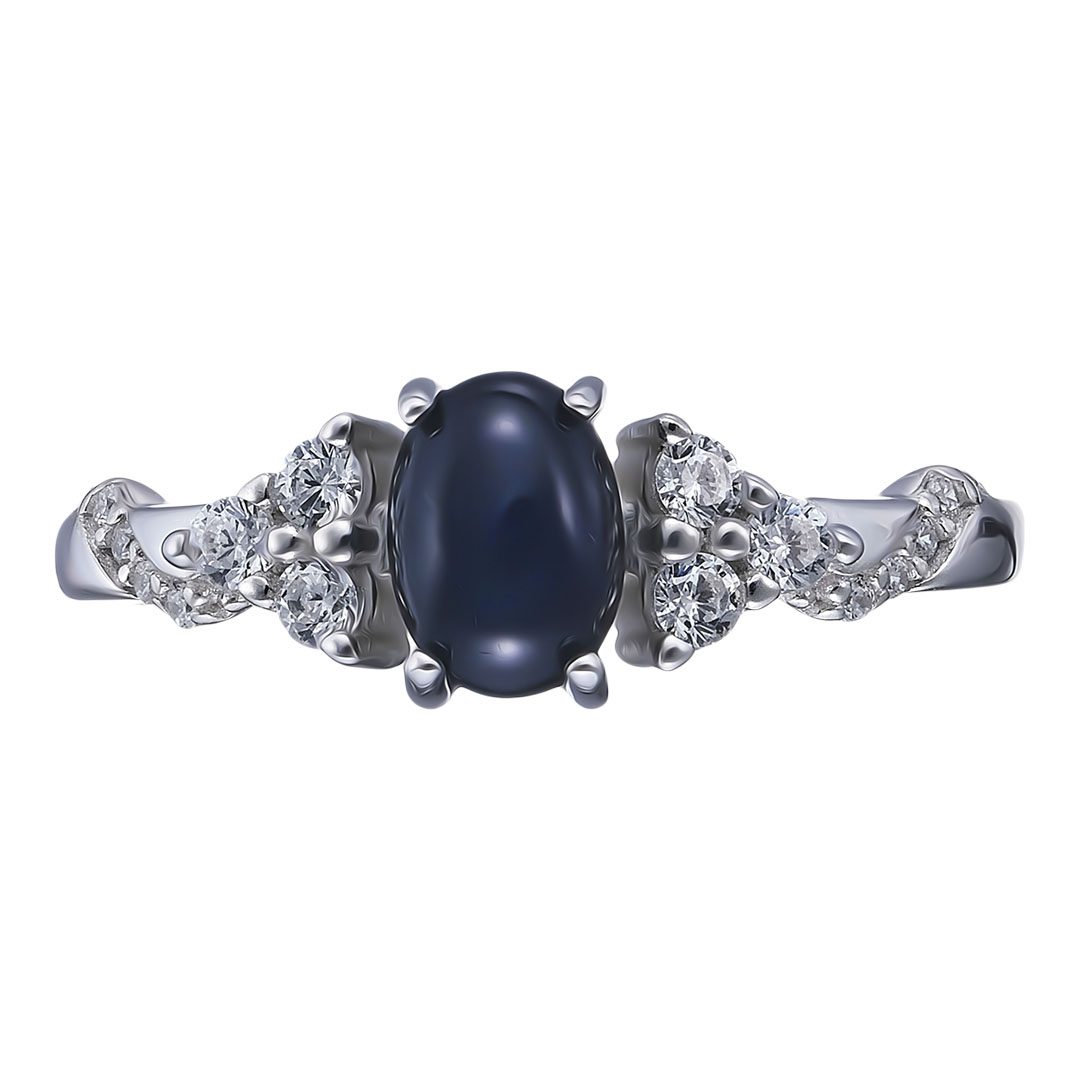 Серебряное кольцо 925 пробы; вставки 14 Фианит бесцв.; 1 Сапфир 1,05 U/2