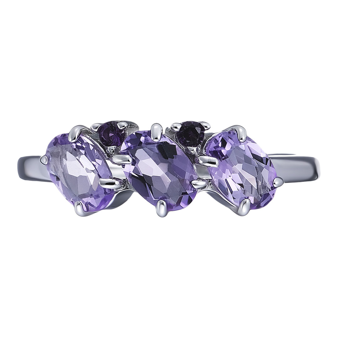 Серебряное кольцо с аметистами