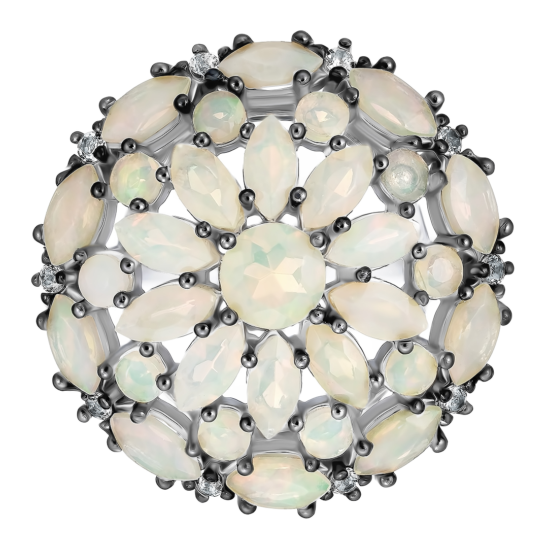 Серебряное кольцо с опалами