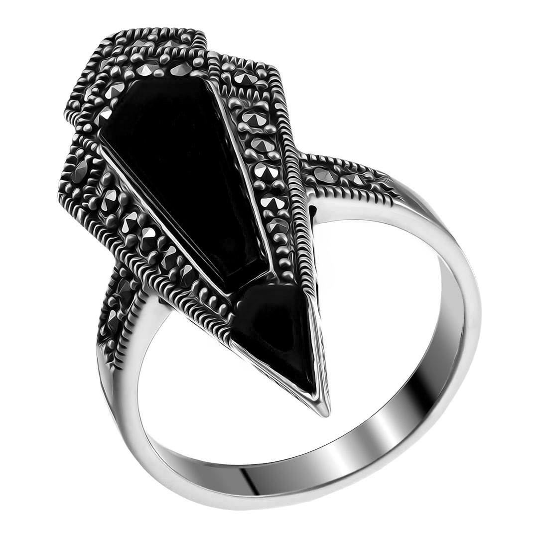 Серебряное кольцо с ониксом