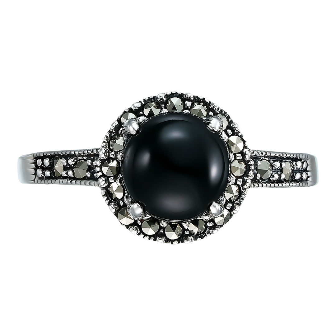 Серебряное кольцо с ониксом