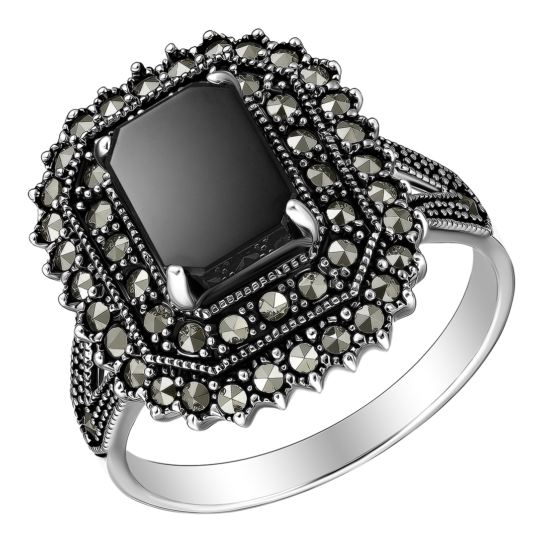 Серебряное кольцо с ониксом