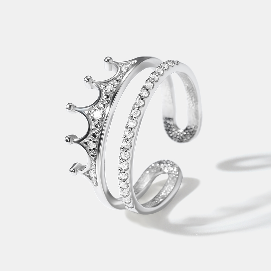 Серебряное кольцо 925 пробы; незамкнутое; вставки 24 Фианит бесцв.;