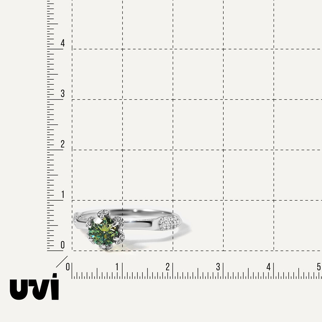 Серебряное кольцо с зеленым муассанитом