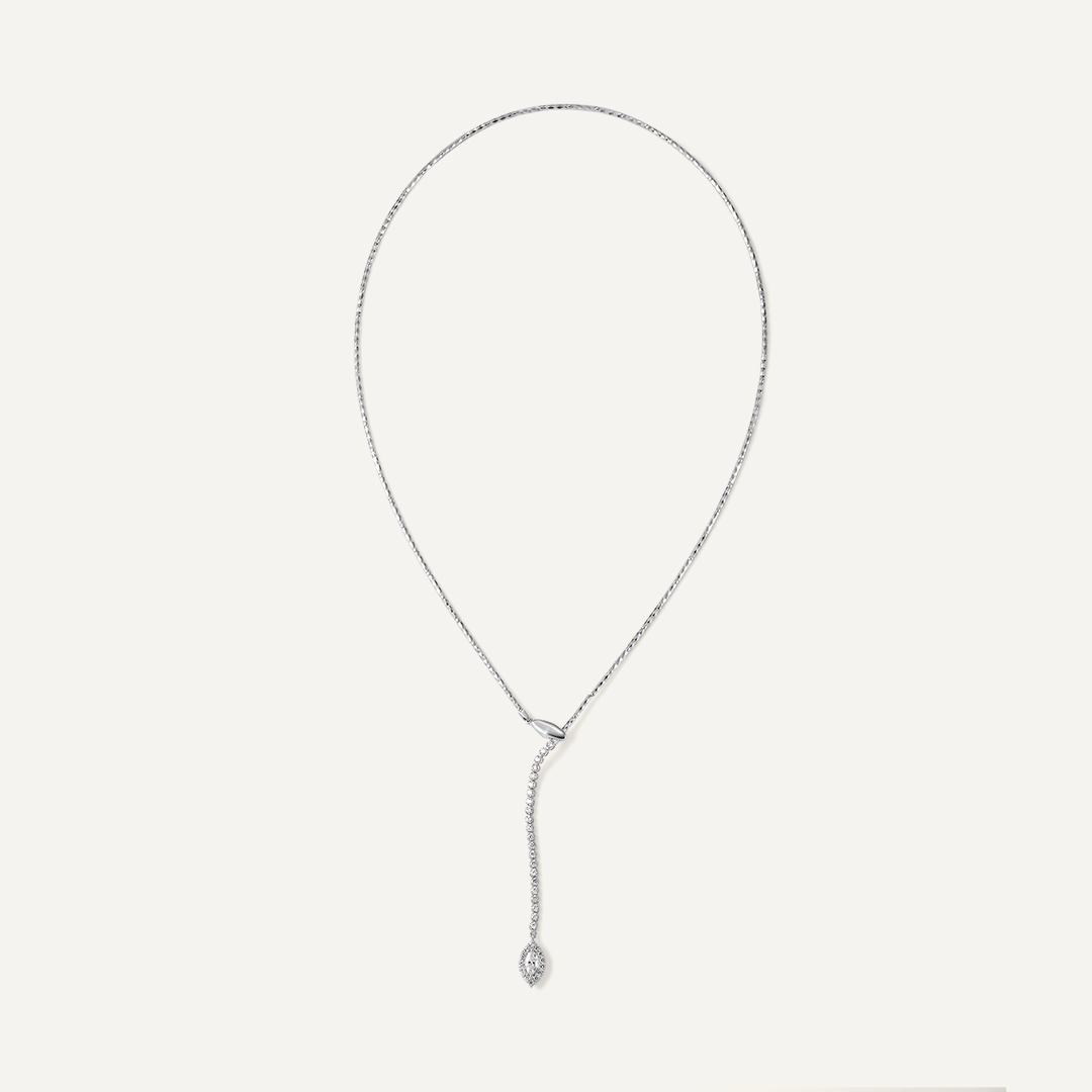 Колье из белого золота с бриллиантами