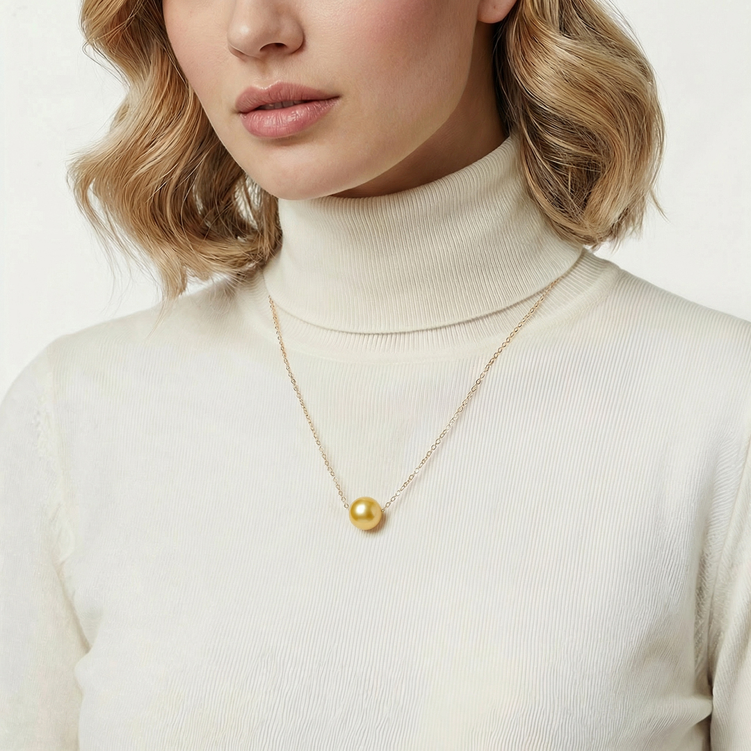 Колье из золота с жемчугом и бриллиантами