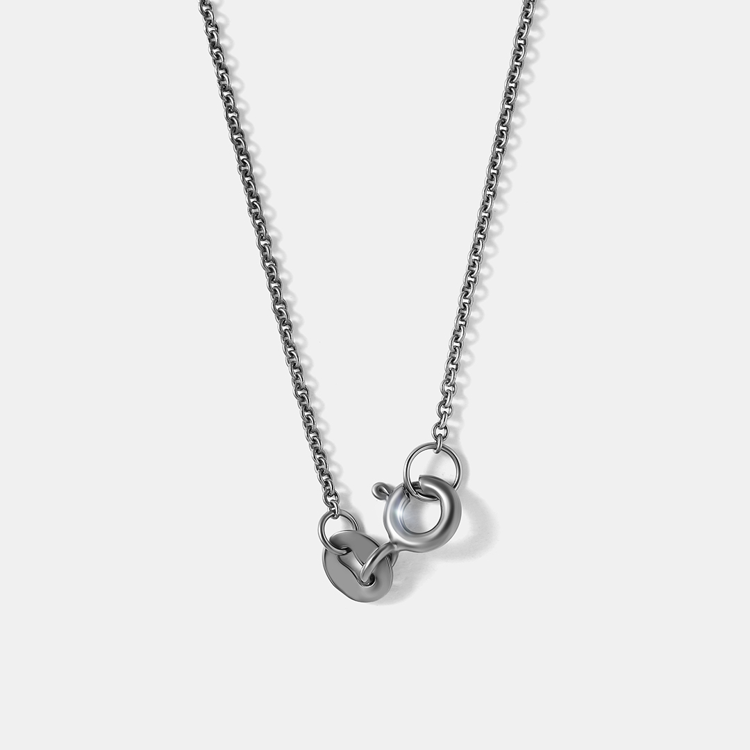 Колье из белого золота с празиолитом, топазами и сапфирами "Перо"