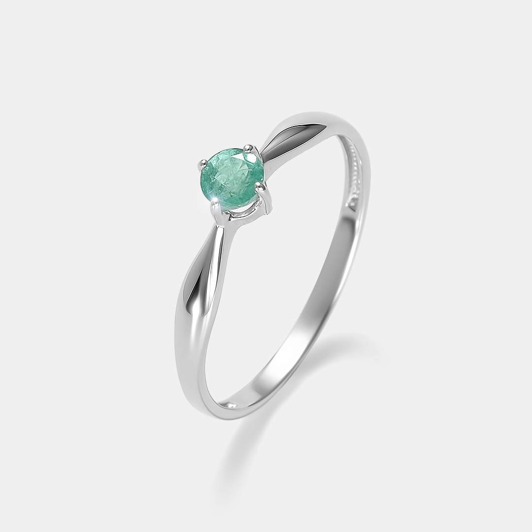 Серебряное кольцо с изумрудом