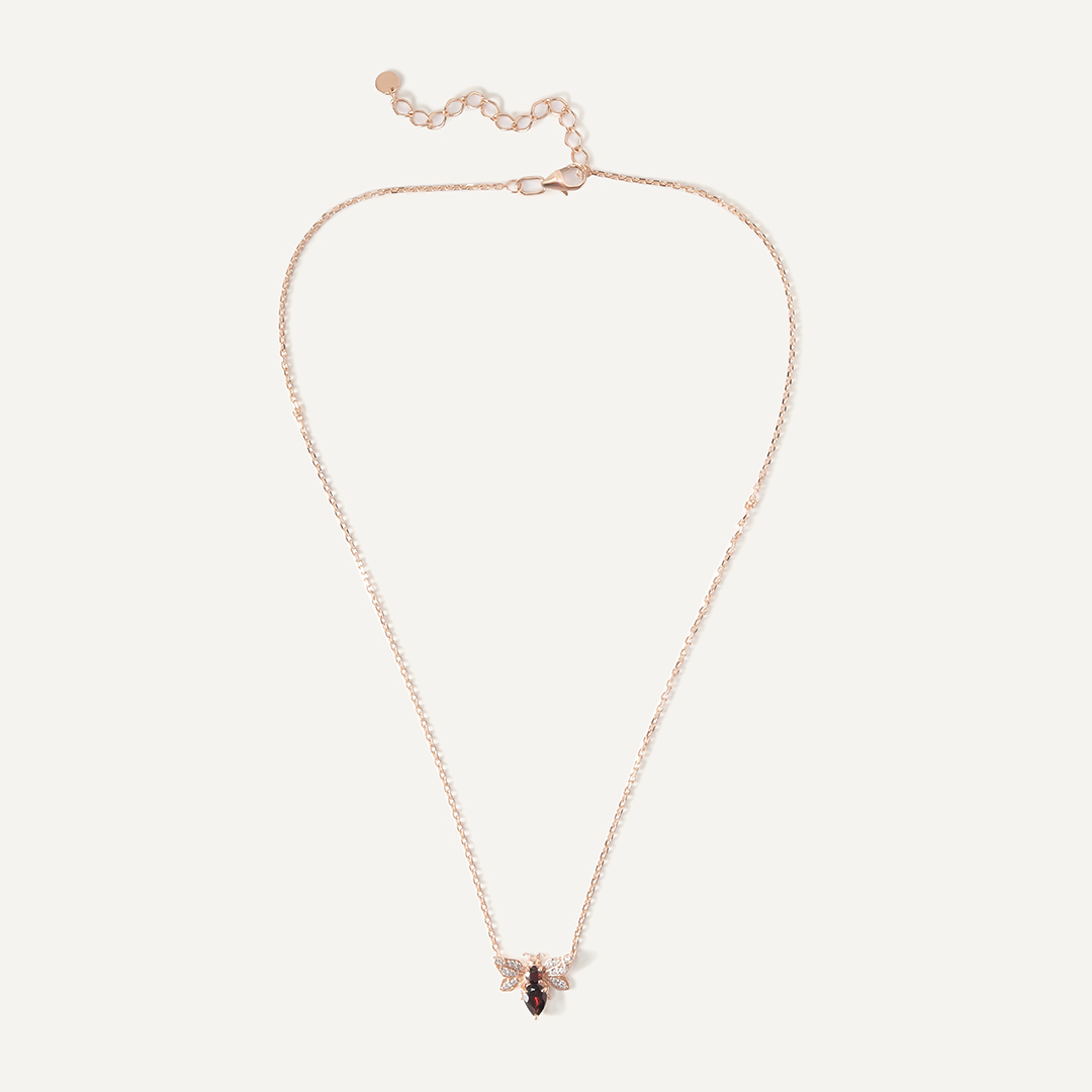 Серебряное колье с гранатами "Мотылек"