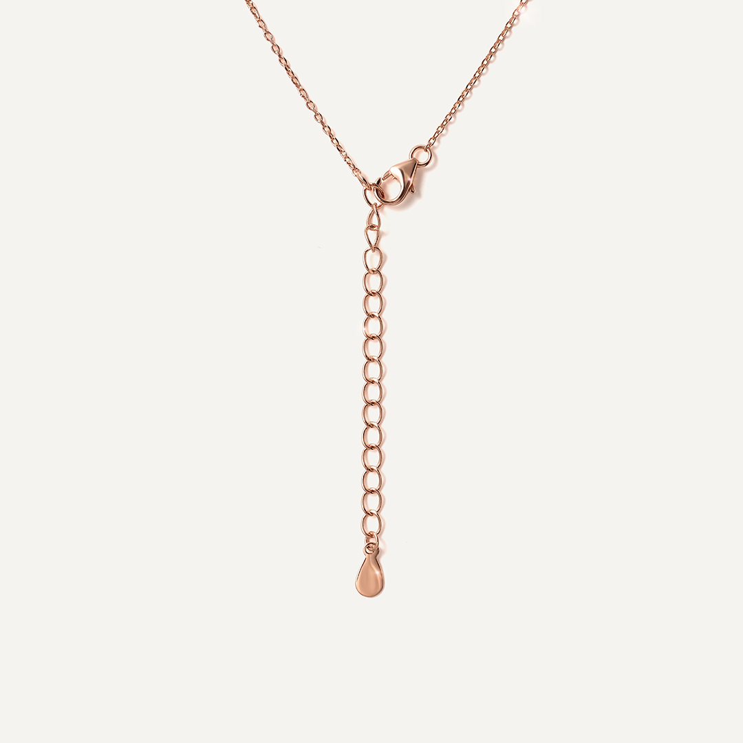 Серебряное колье с выращенными бриллиантами