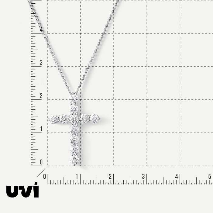 Серебряное колье с муассанитами "Крест"