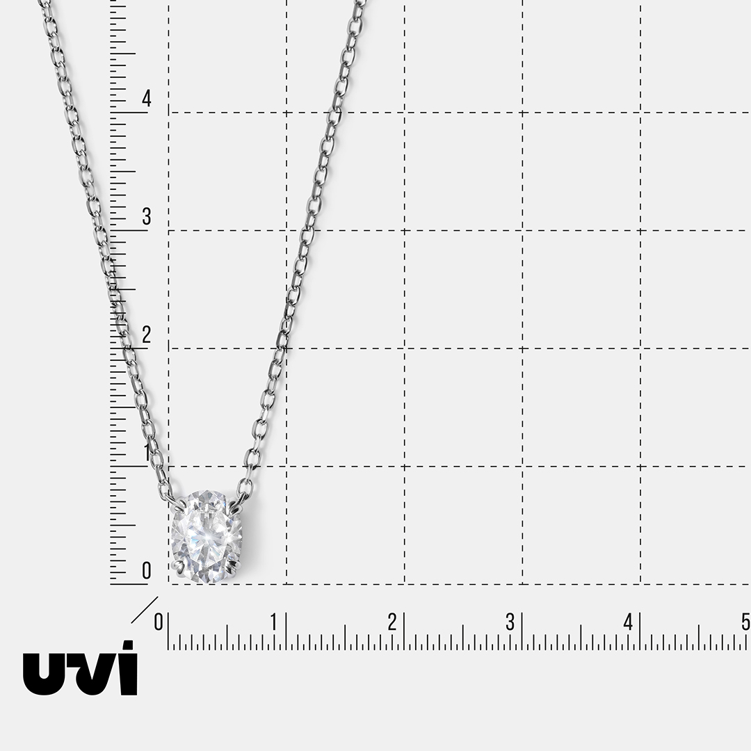 Серебряное колье с муассанитом