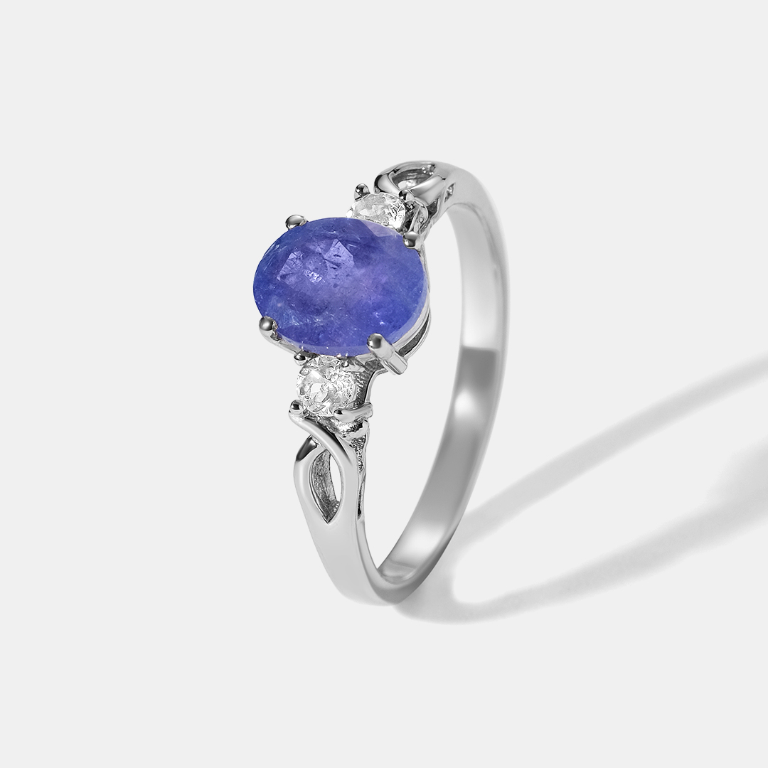 Серебряное кольцо с танзанитом