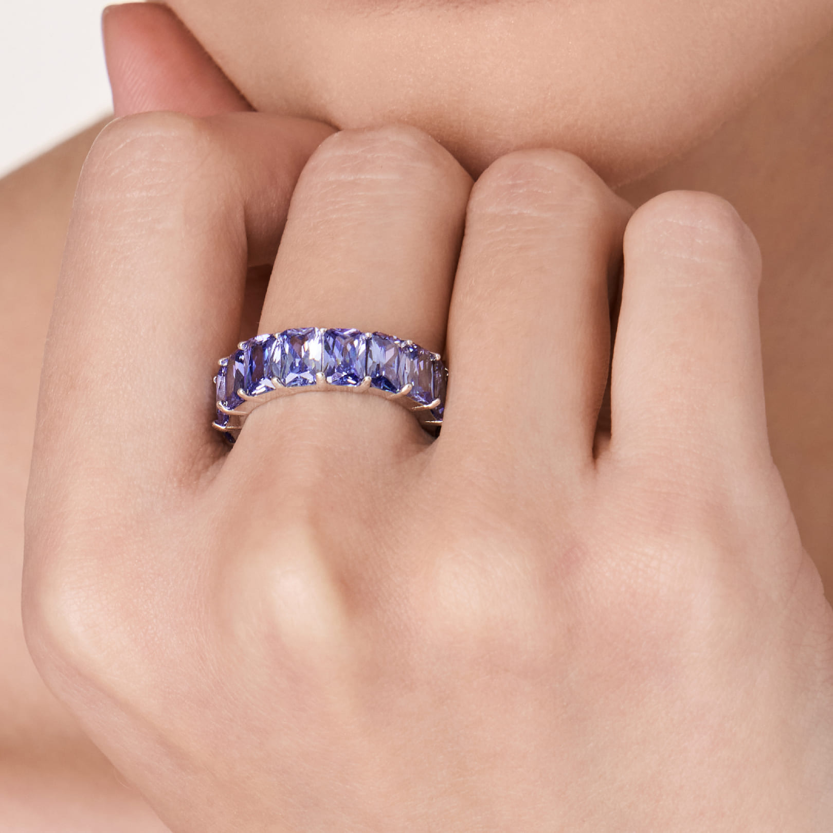 Серебряное кольцо с кубическим цирконием