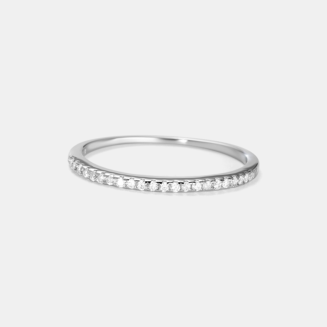 Серебряное кольцо 925 пробы; вставки 23 Куб. Цирконий бесцв. 0,01ct;