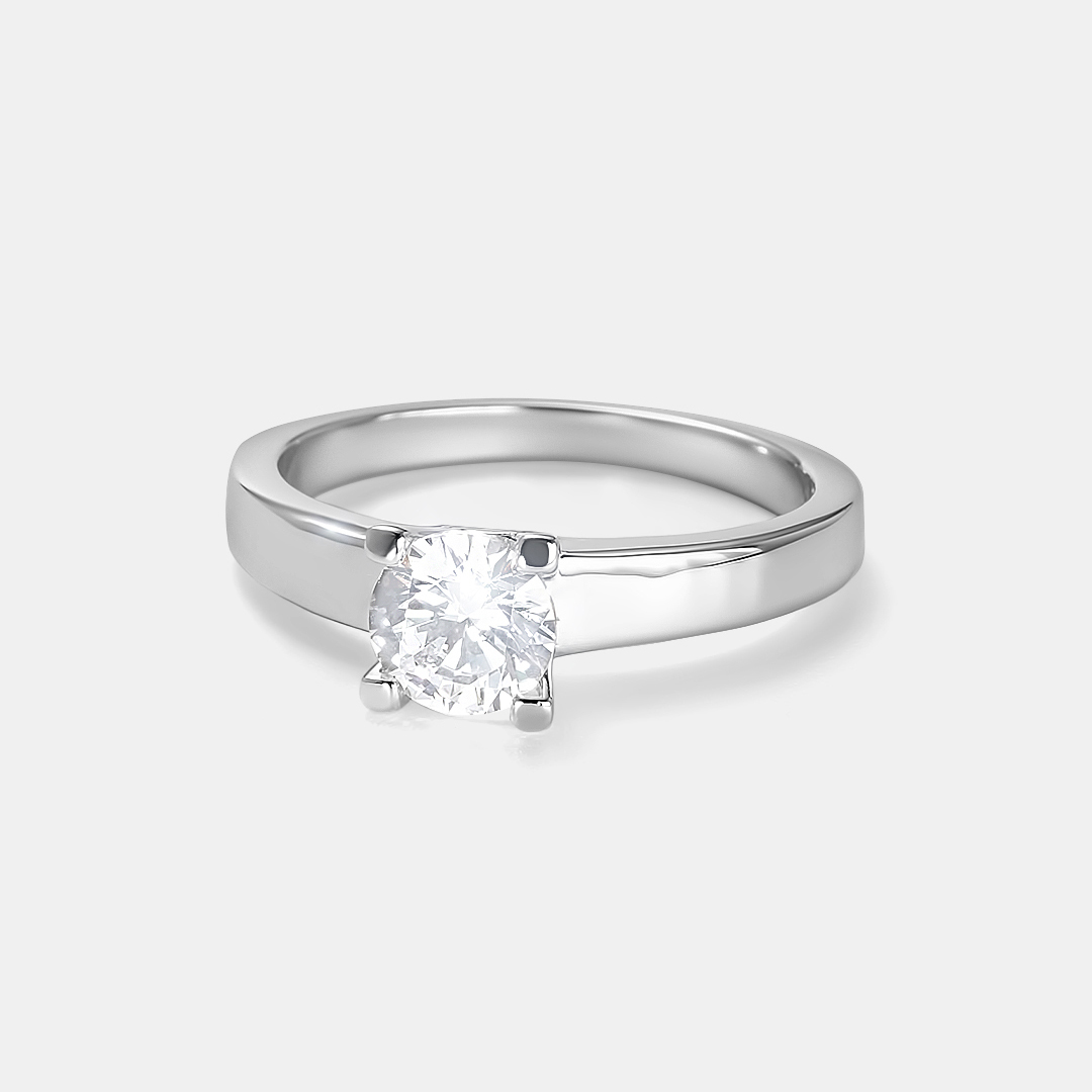 Серебряное кольцо 925 пробы; вставки 1 Куб. Цирконий бесцв.;