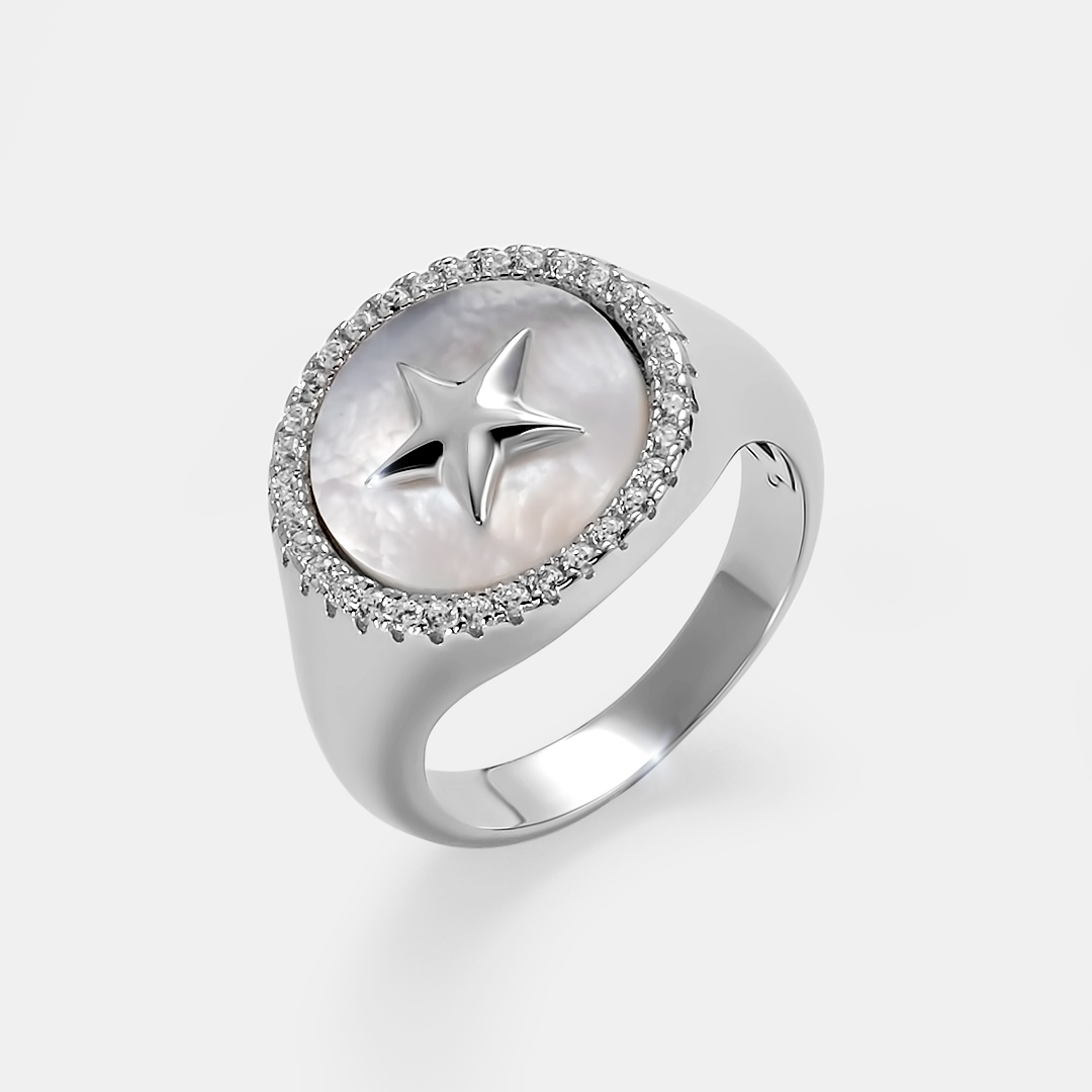 Серебряное кольцо 925 пробы; вставки 1 Перламутр белый 1ct; Россыпь Куб.Цирконий бесцв. 0,5ct;