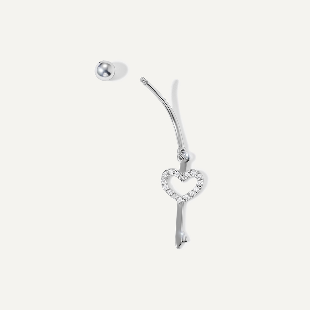 Серебряный пирсинг с фианитами "Ключик"