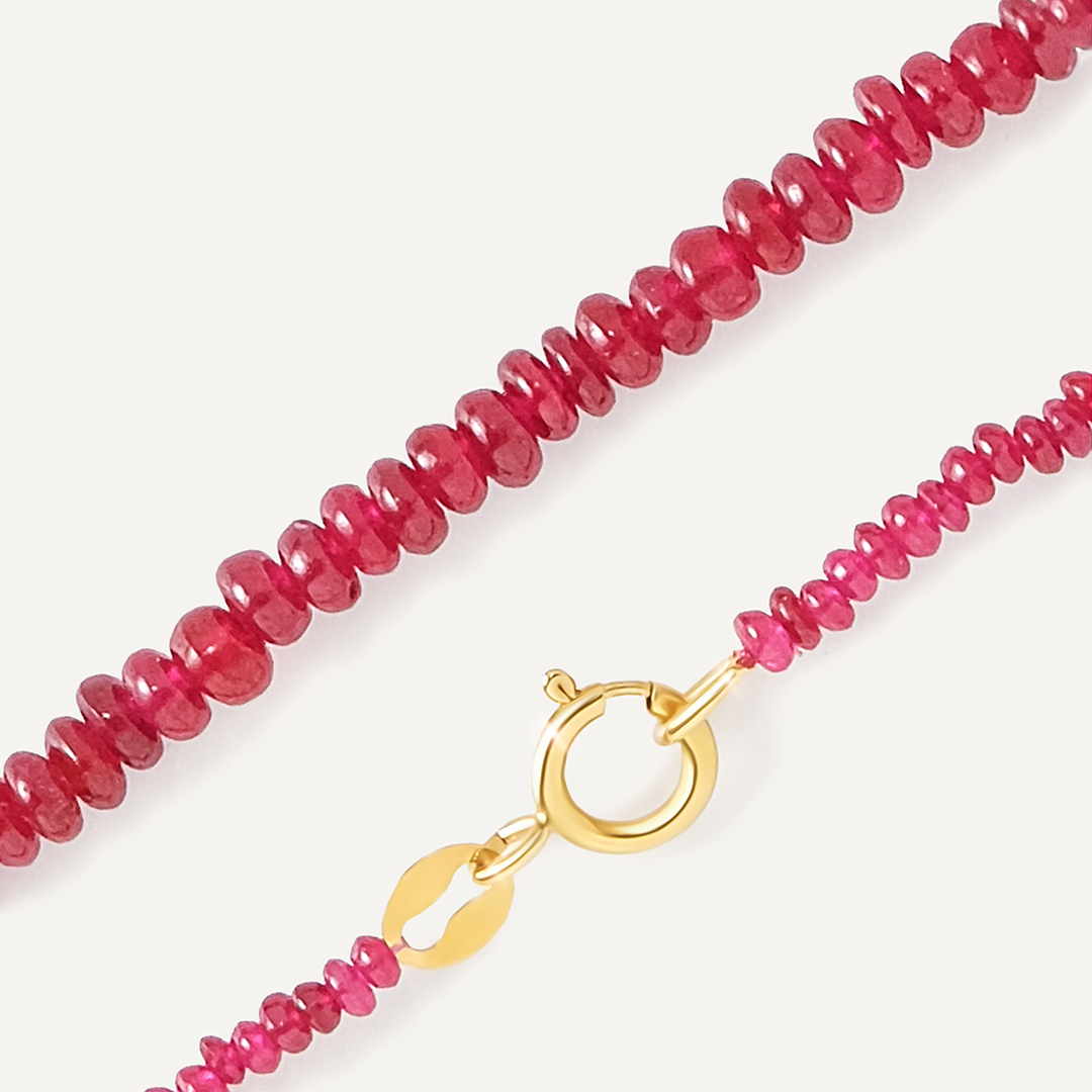 Бусы из рубина