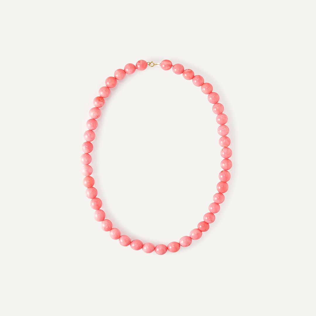 Бусы из коралла