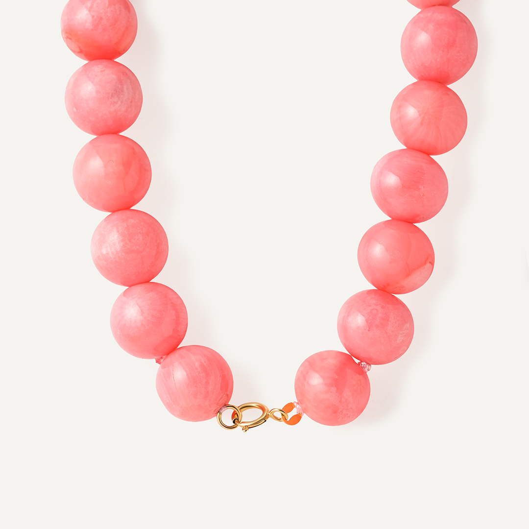 Бусы из коралла