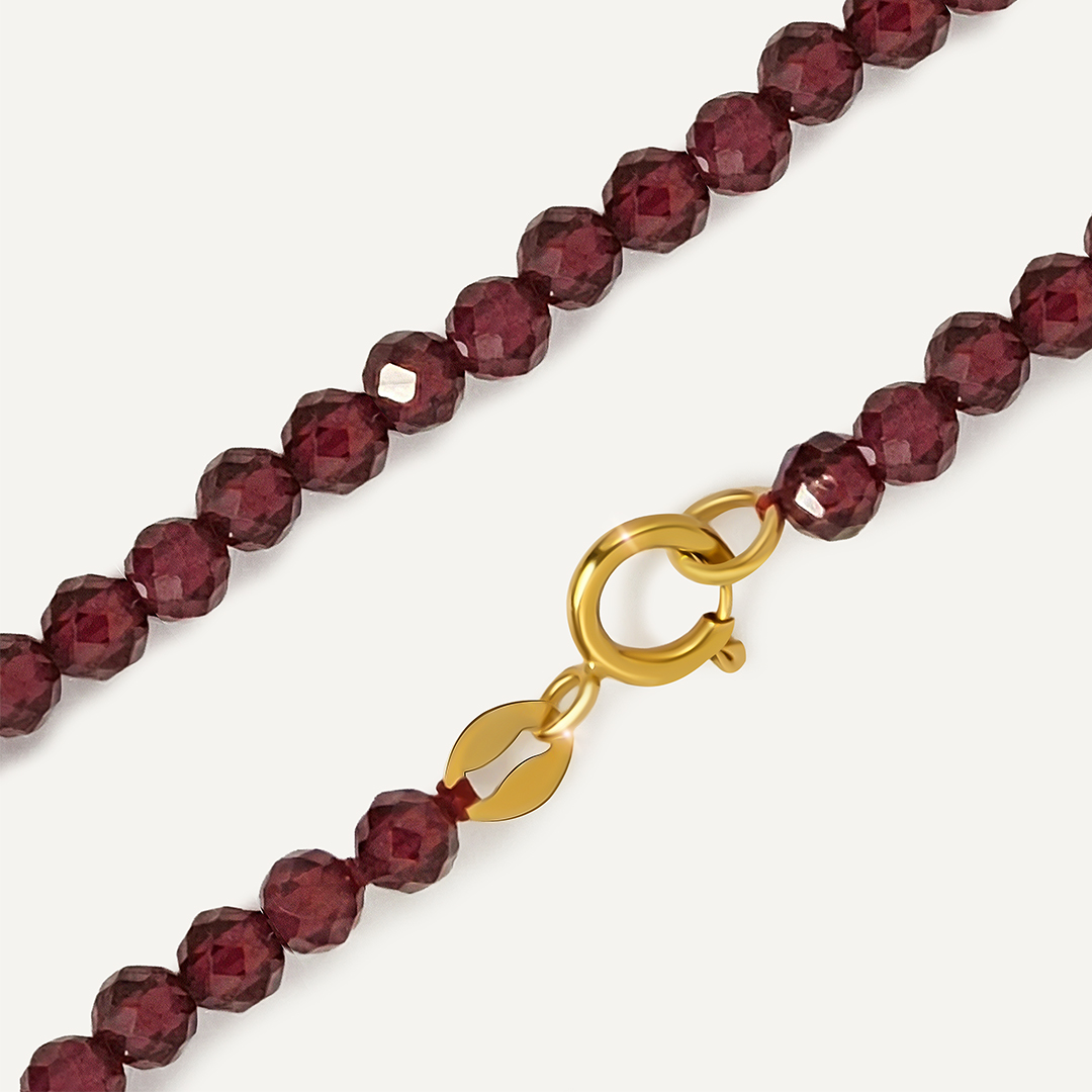 Бусы из граната